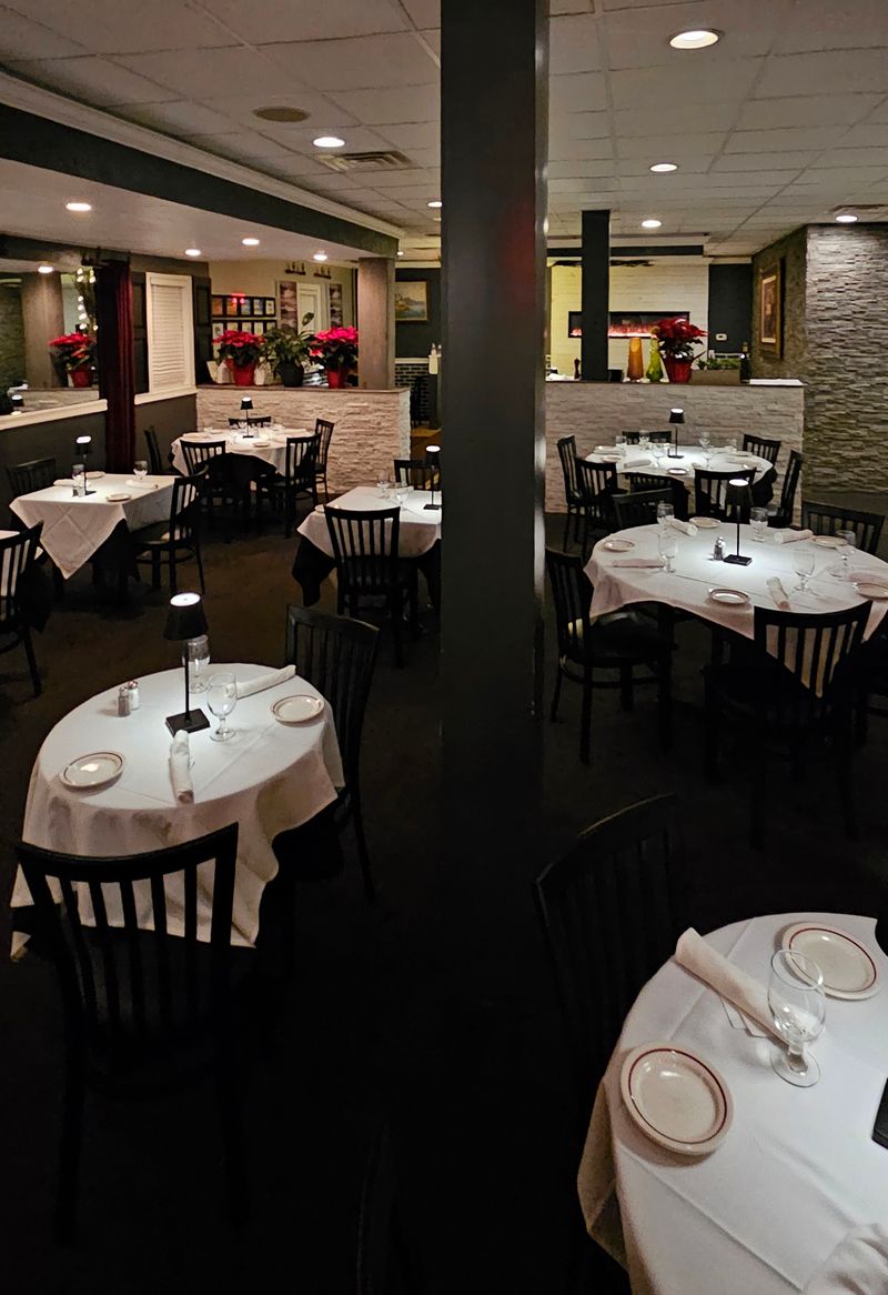Casa Bella (330 W Market Street, Scranton, PA 18508)