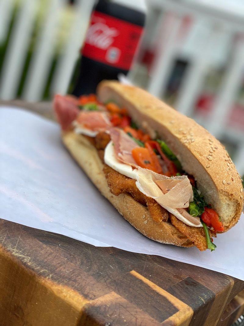 Gaetano's Deli – Shelton