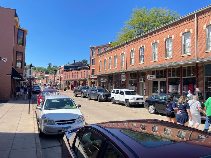 Galena Country, Galena