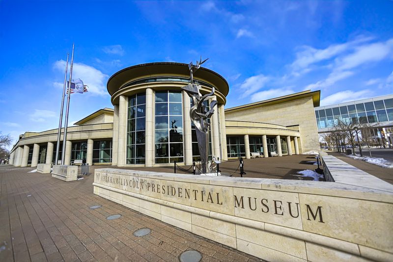 Abraham Lincoln Presidential Library and Museum, Springfield