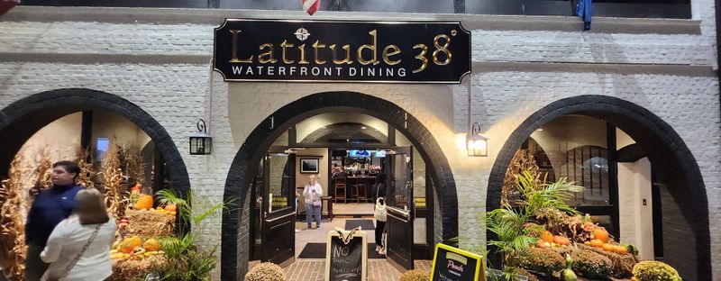 Latitude 38 Waterfront Annapolis, Annapolis
