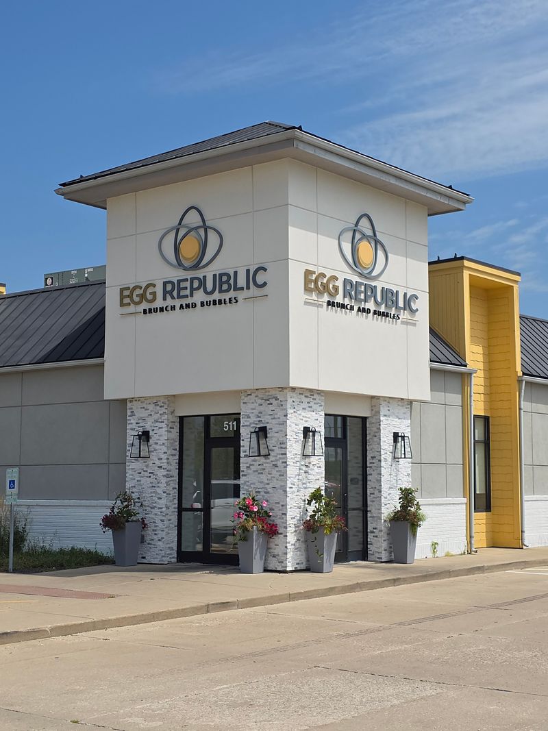 Egg Republic – Bloomington