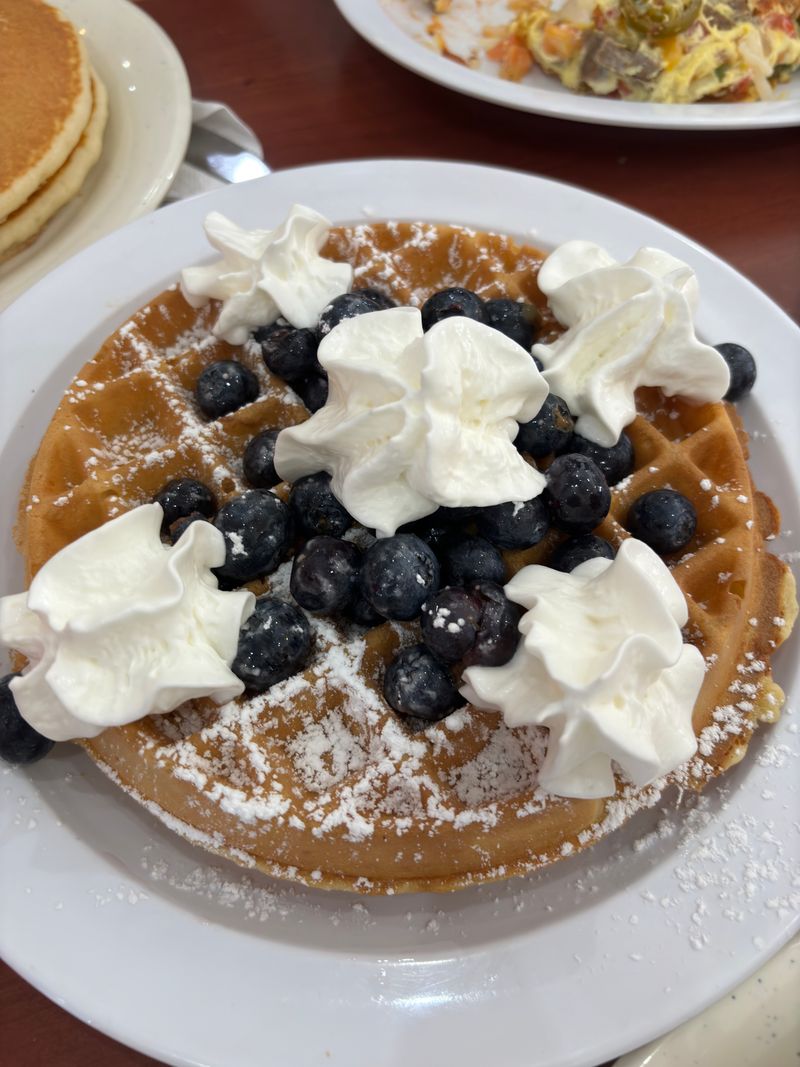 Golden Oak Pancake House – Edwardsville