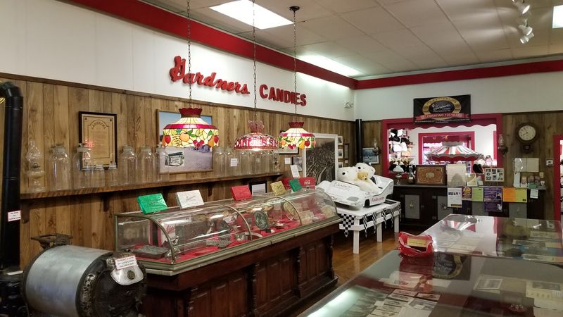 Gardners Candies, Tyrone
