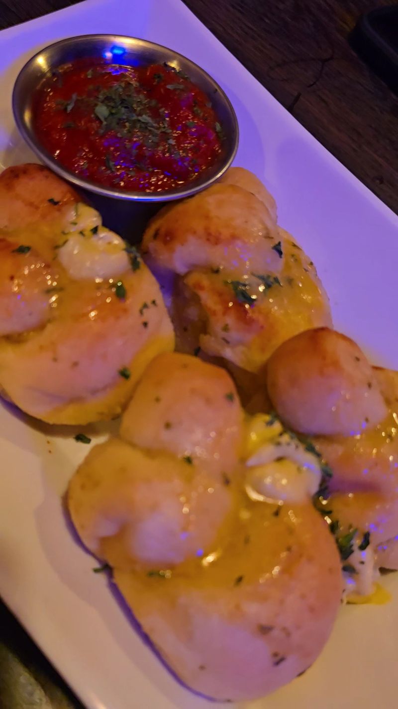 Garlic Knots That Deserve Their Own Fan Club Garlic Knots That Deserve Their Own Fan Club