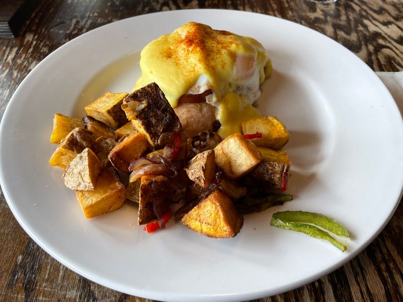 The Narrows Saloon & Supper Club