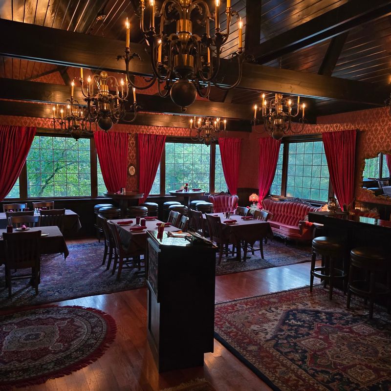 Gaskins Cabin Steakhouse, Eureka Springs