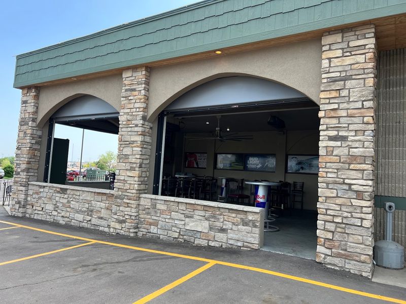 Gateway Bar & Grill