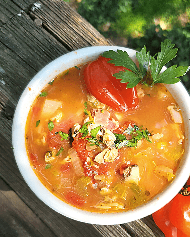 Minorcan Clam Chowder: St. Augustine's Spicy Sensation