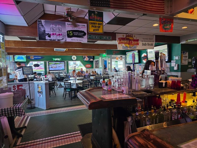 Gators Wing Shack, Palatine
