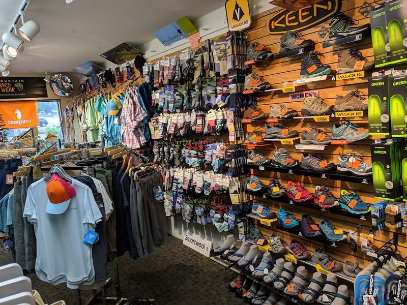 Gear Up Right: What To Bring On The Loop