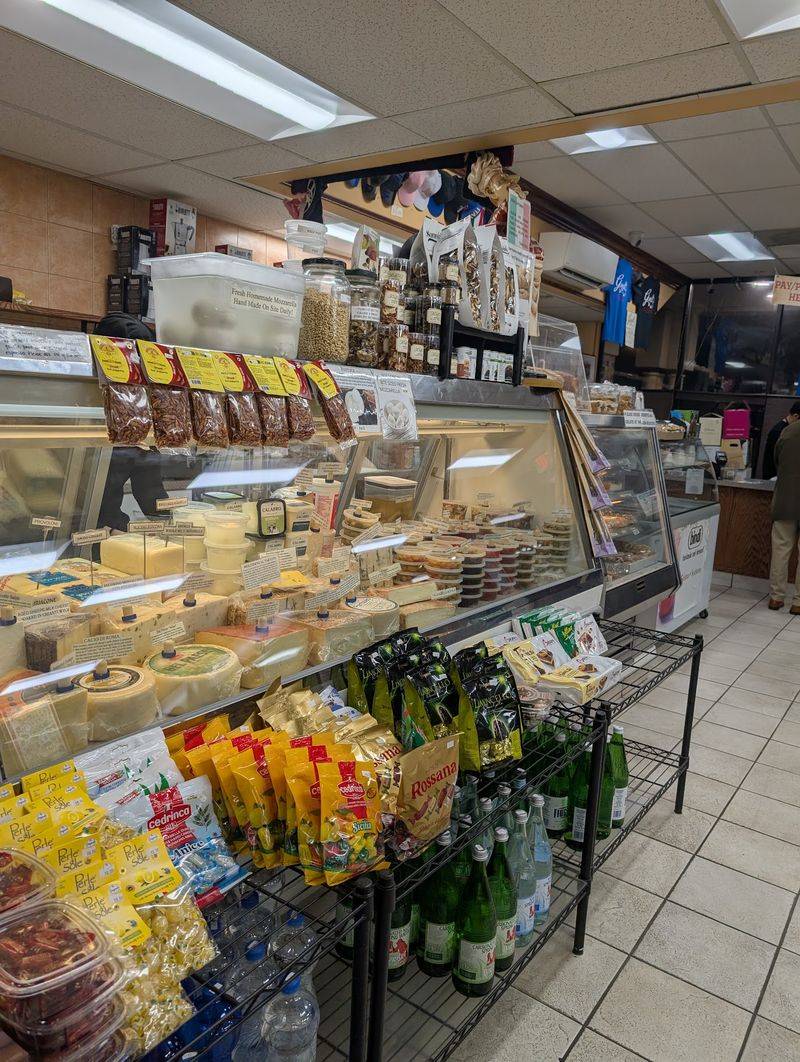 Gemelli's Italian Market