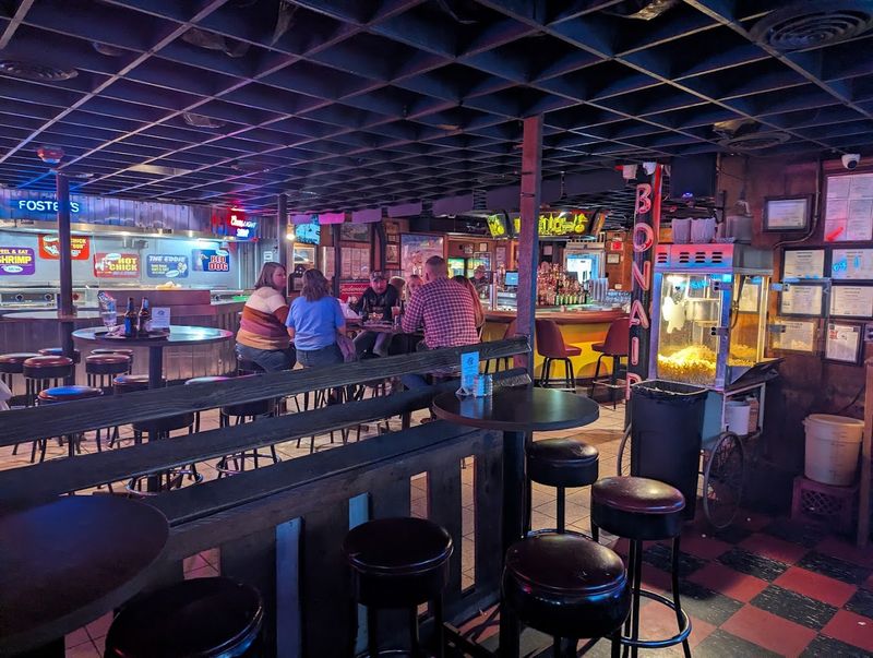 Fast Eddie's Bon Air - Alton