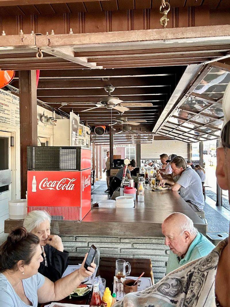 The Relaxed Old Florida Atmosphere Feels Genuinely Refreshing