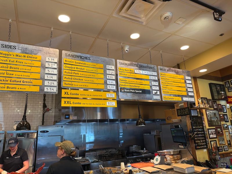 A Counter-Service Setup That Keeps Things Moving