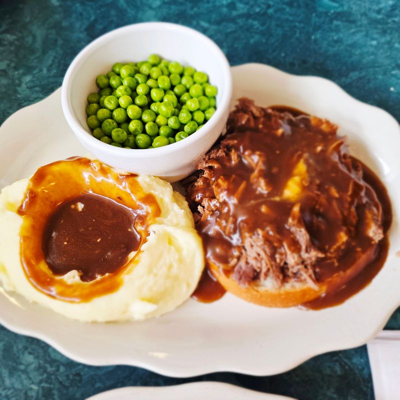 Extended Hours for Breakfast, Lunch, and Dinner