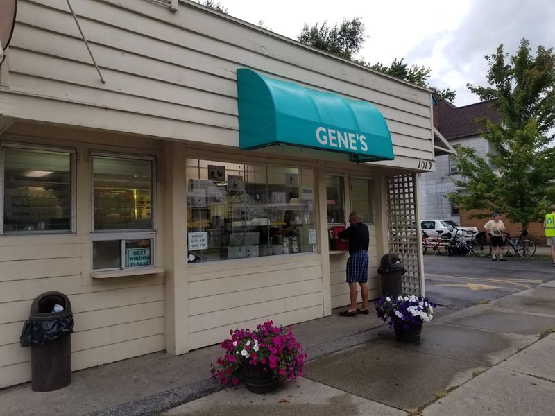 Gene's Dairy Delight - Bloomington, IL