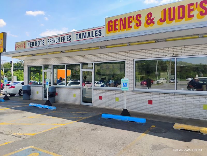 Gene's & Jude's, River Grove