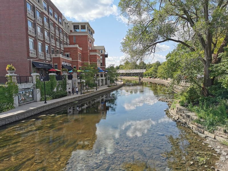 Naperville, Illinois