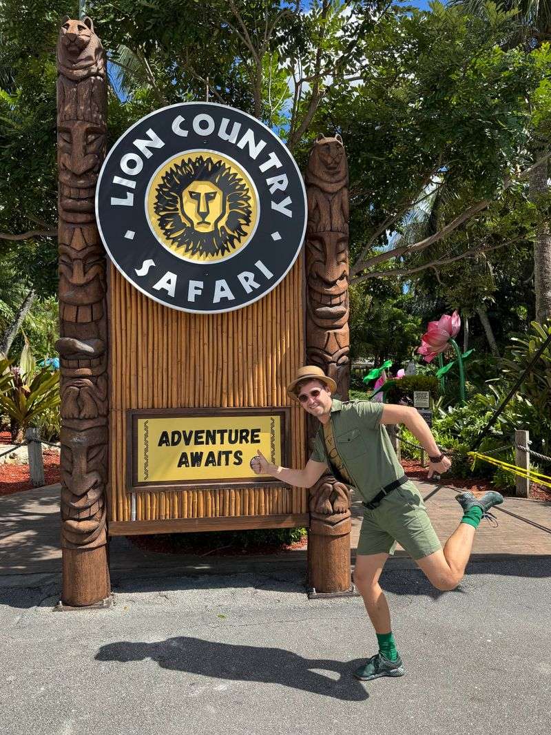 The Audio Tour That Knows When To Whisper