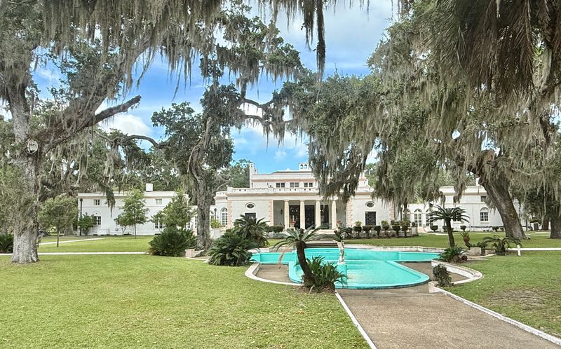 Reynolds Mansion on Sapelo Island – Mansion Dining