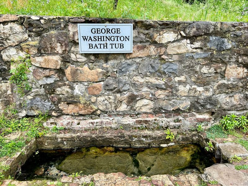 George Washington Bathtub