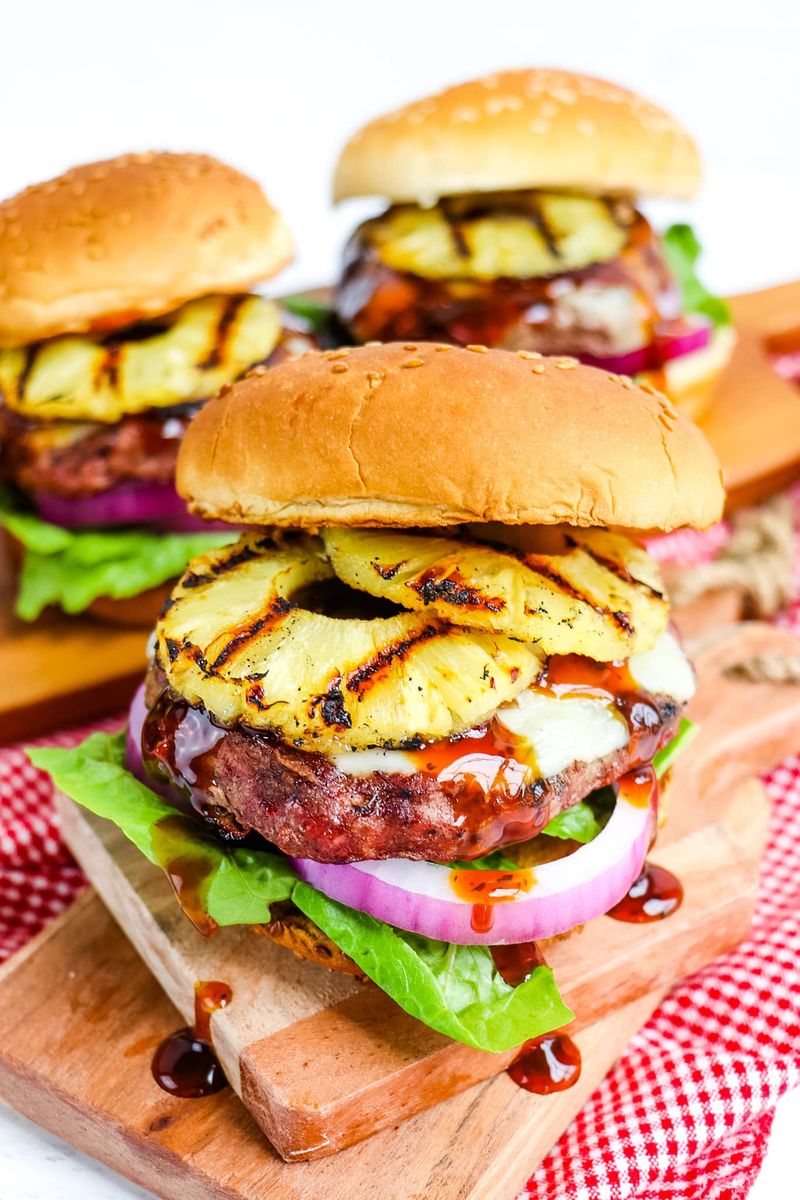 Hawaii's Aloha Burger