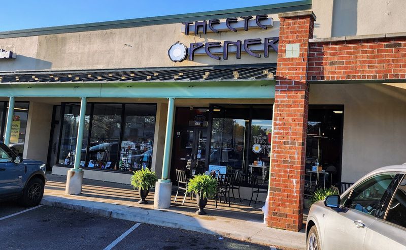 The Eye Opener, Akron