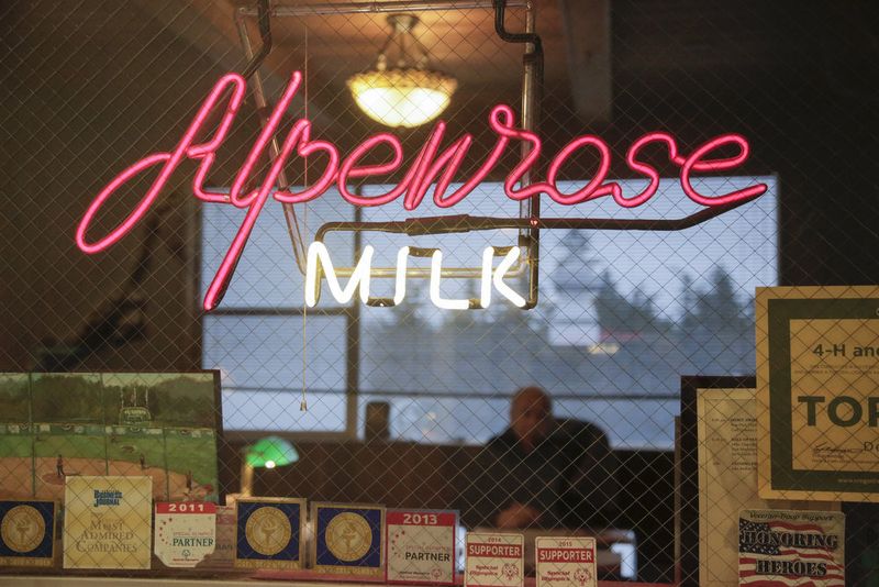 Alpenrose Dairy Chocolate Milk