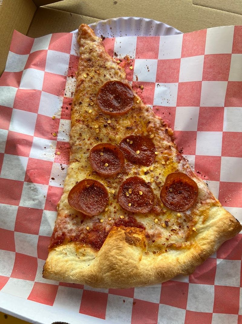 Giant Slices Are The Main Attraction Here