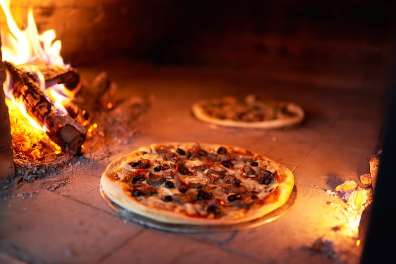 Giardino Trattoria & Pizzeria - Aurora