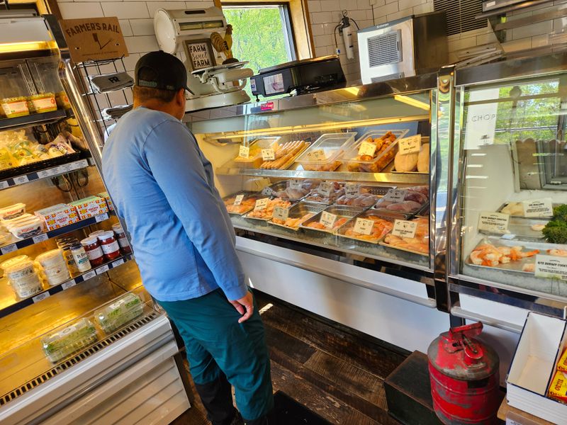 The Farmer's Rail – Akron