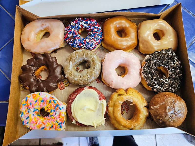 Gibson's Donuts