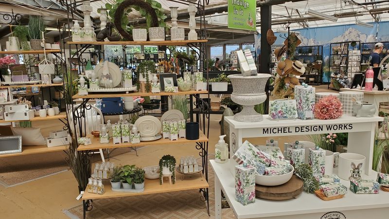 Gifts and Garden Decor Worth Browsing Even Without a Cart