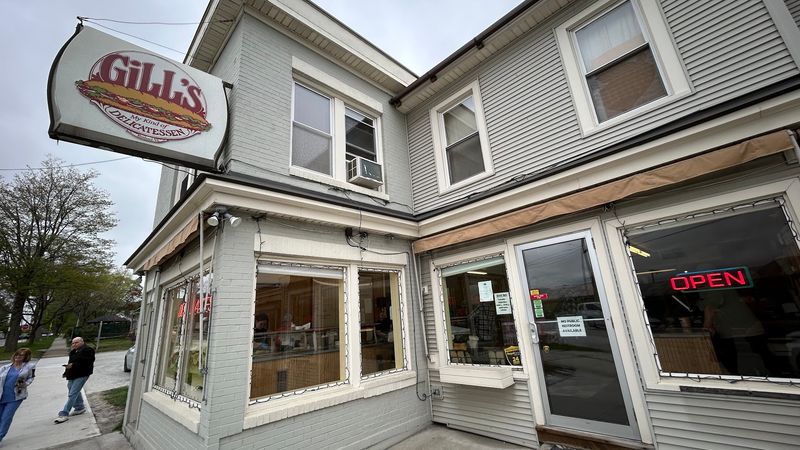 Gill's Delicatessen
