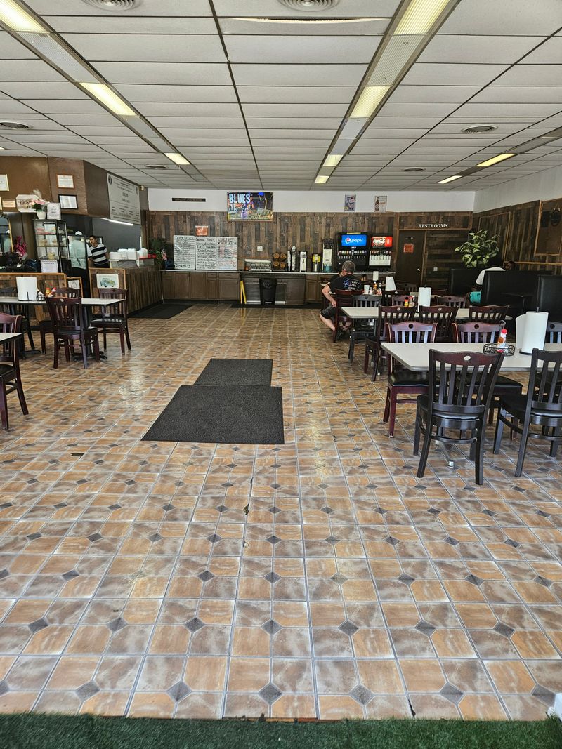 Gee Street Kitchen — Jonesboro