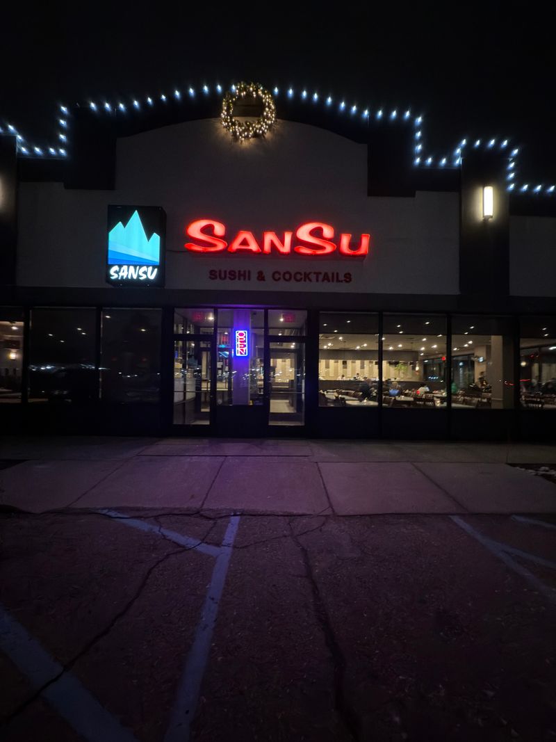 Sansu Sushi, East Lansing