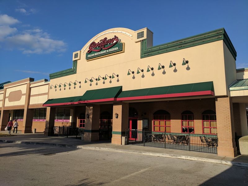 Giordano's - Apopka Vineland Road, Orlando