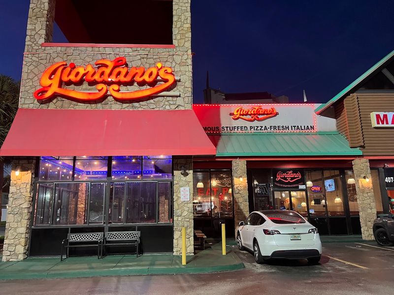 Giordano's - Sand Lake Road, Orlando