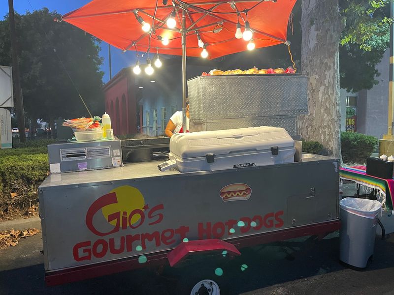 Gio's Gourmet Hot Dogs Gio's Gourmet Hot Dogs