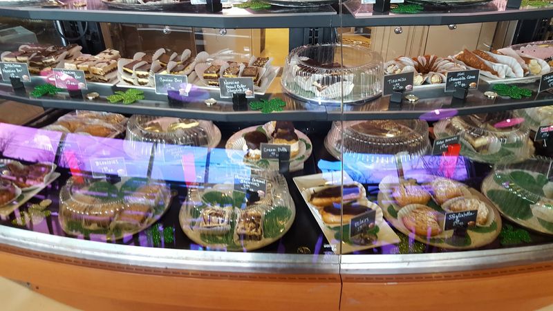 Alesci's Place, Solon