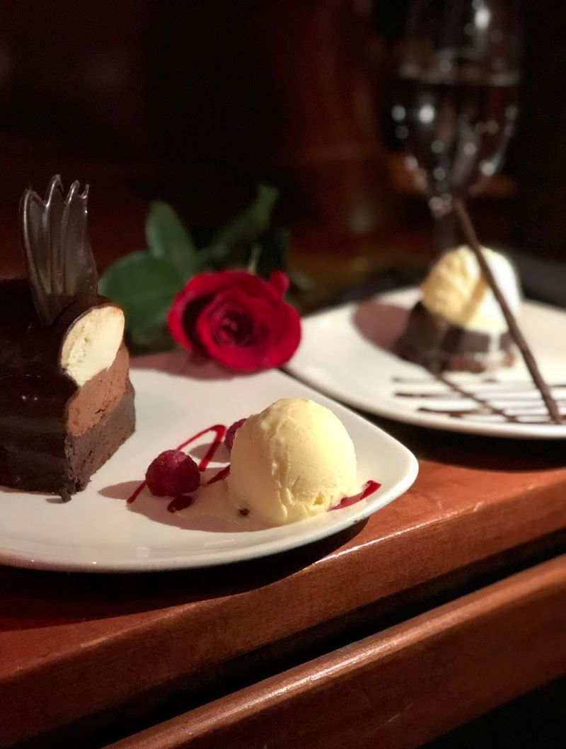 Give In To The Chocolate Melt Cake Give In To The Chocolate Melt Cake