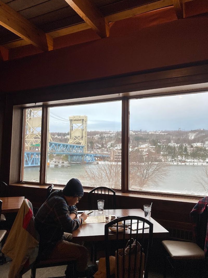 Notice How The Room Frames The Bridge And Canal