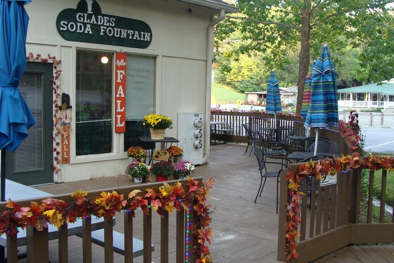 Glades Soda Fountain Glades Soda Fountain