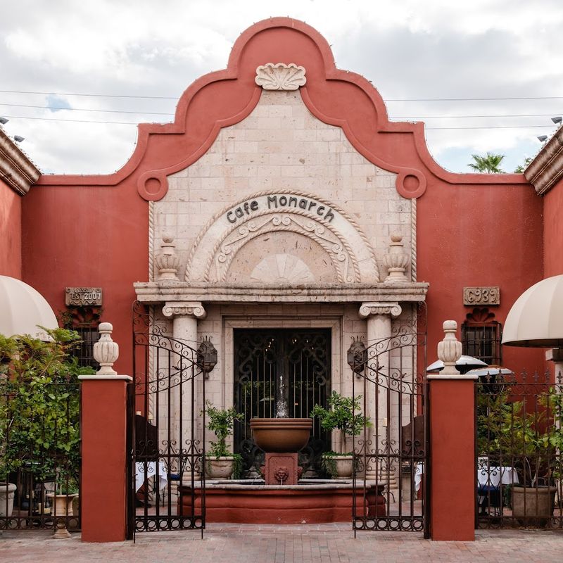 Café Monarch