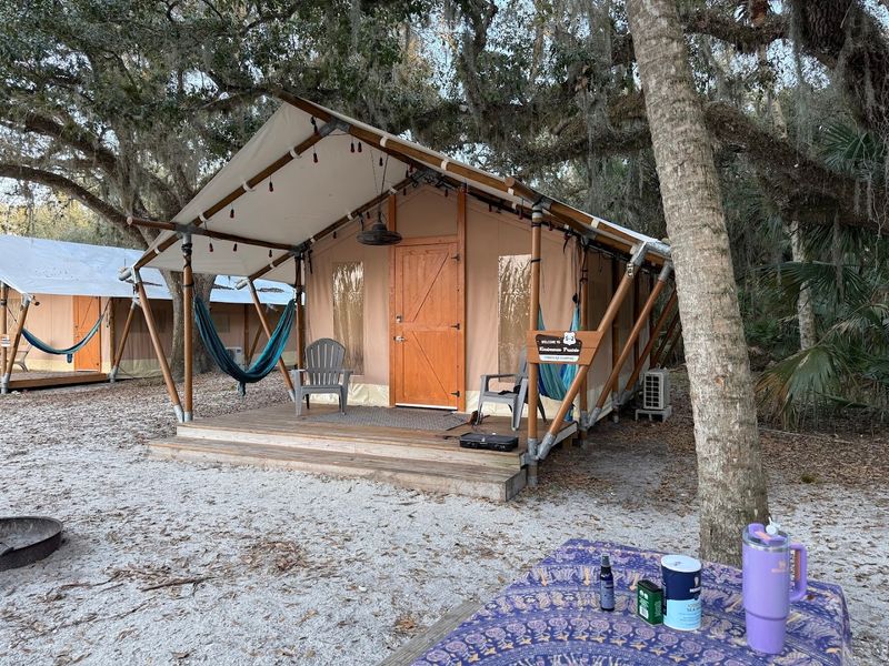 Glamping Under Ancient Oaks