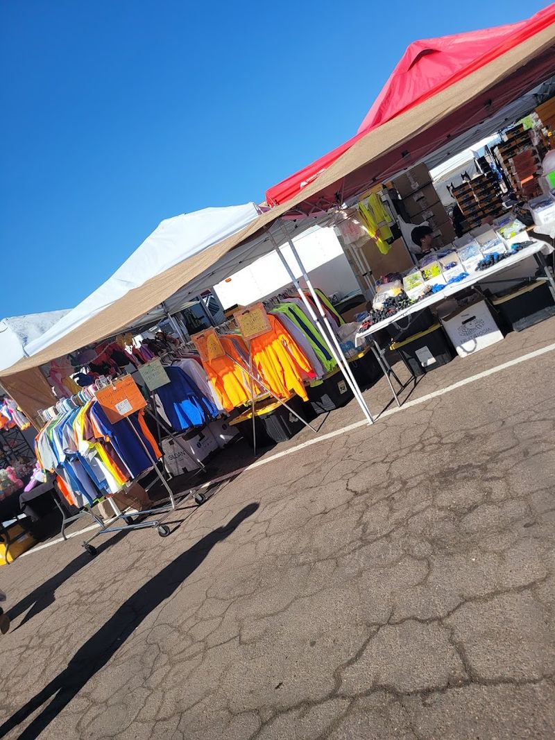 Glendale Swap Meet, Glendale
