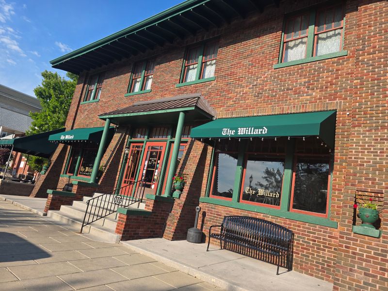 The Willard — Franklin, Indiana