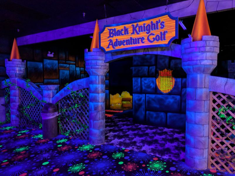 Glow Mini Golf