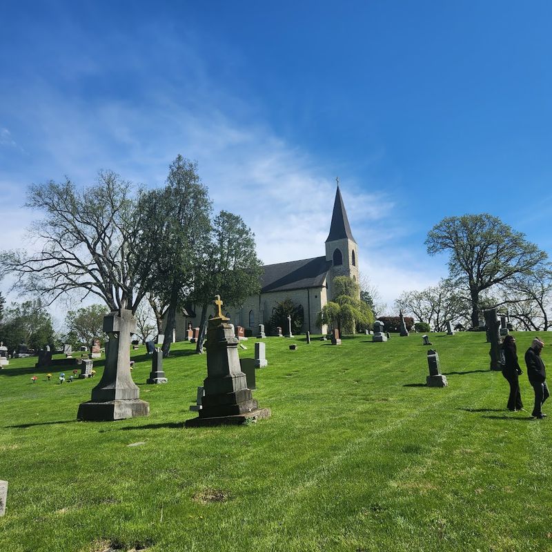 Go On A Murder Mystery Walking Tour